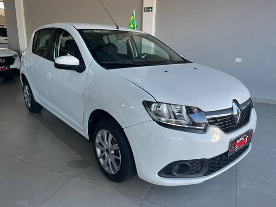 RENAULT SANDERO 1.0 EXPRESSION 16V FLEX 4P MANUAL RENAULT SANDERO 1.0 EXPRESSION 16V FLEX 4P MANUAL